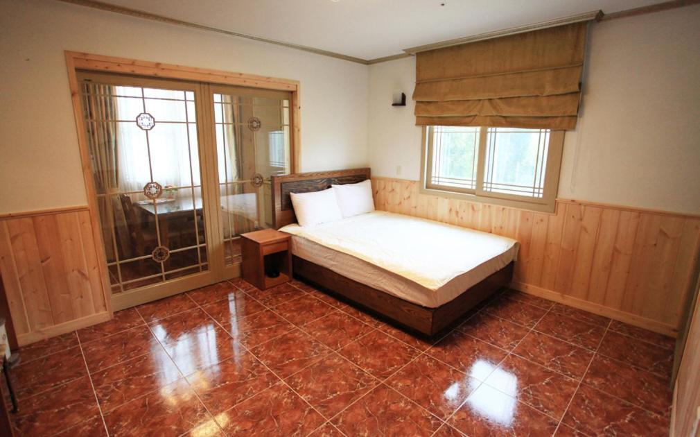 Haesung Pension Seogwipo Ngoại thất bức ảnh